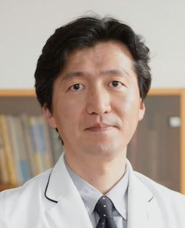 兵庫医科大学 心臓血管外科　坂口 太一先生の顔写真。