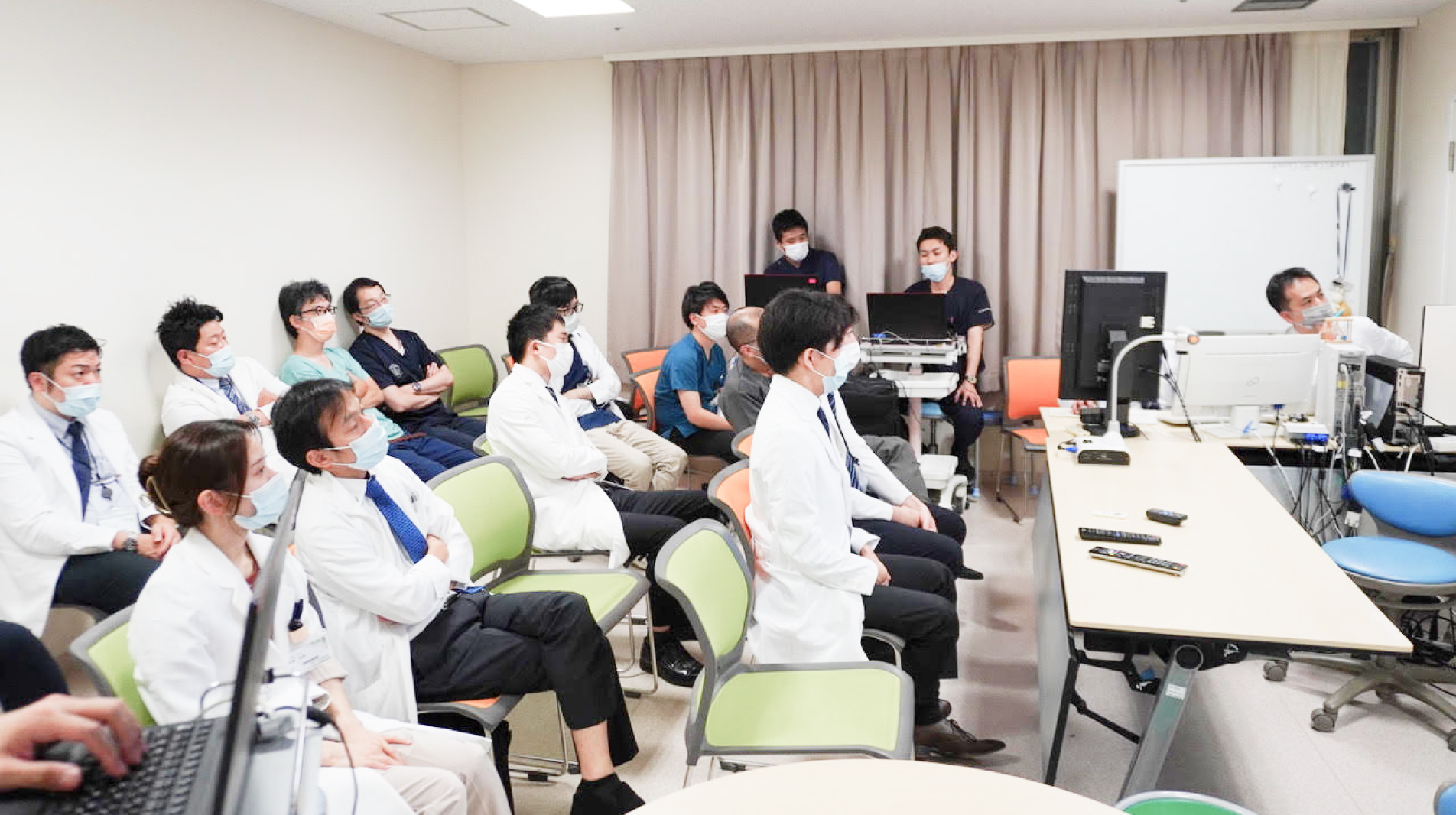 各科の垣根を越えた強固な連携で、遅延なく治療へつなげる