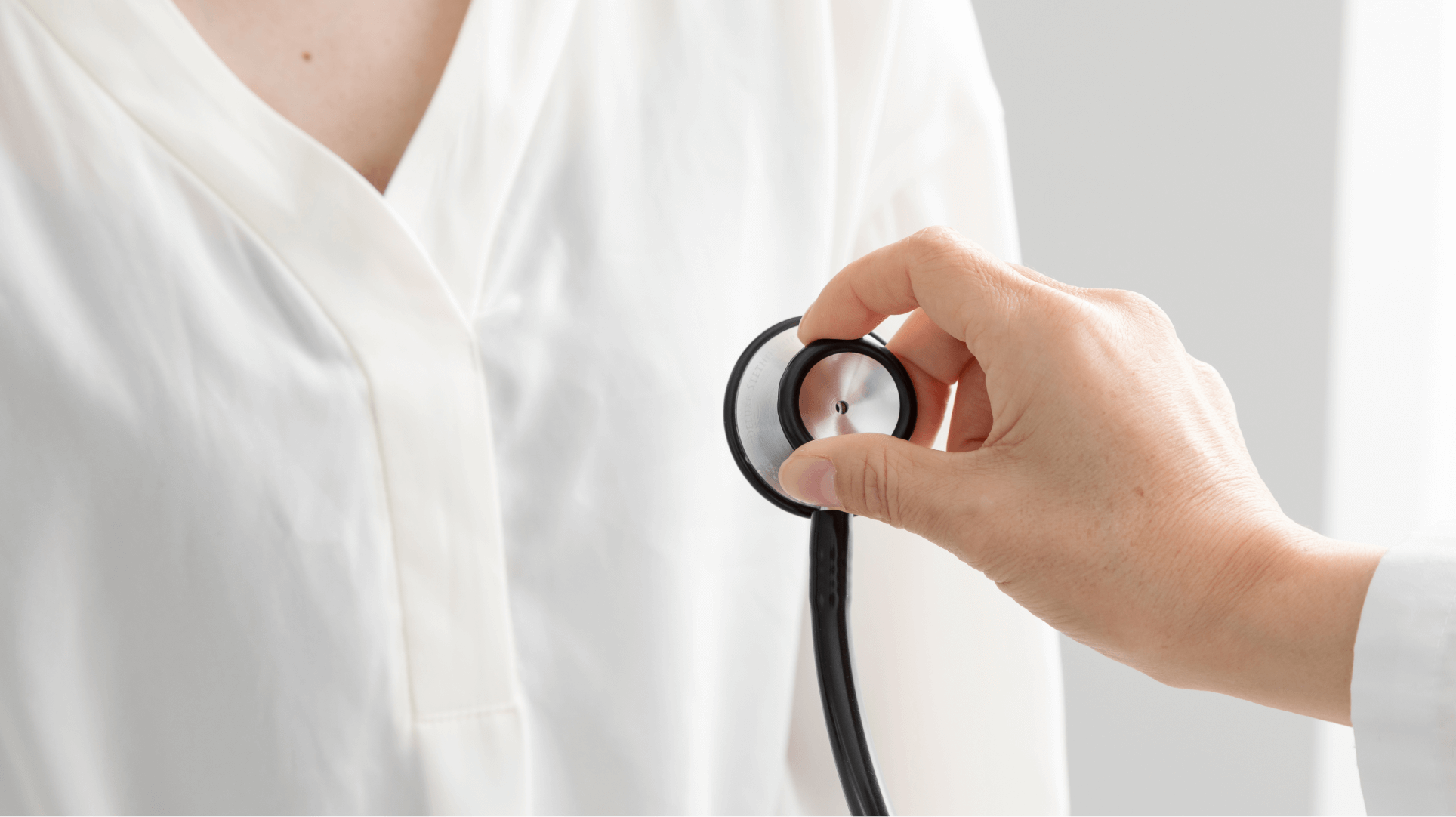 「動くと苦しいけど、休むと治る」――当てはまる場合は早めに受診を