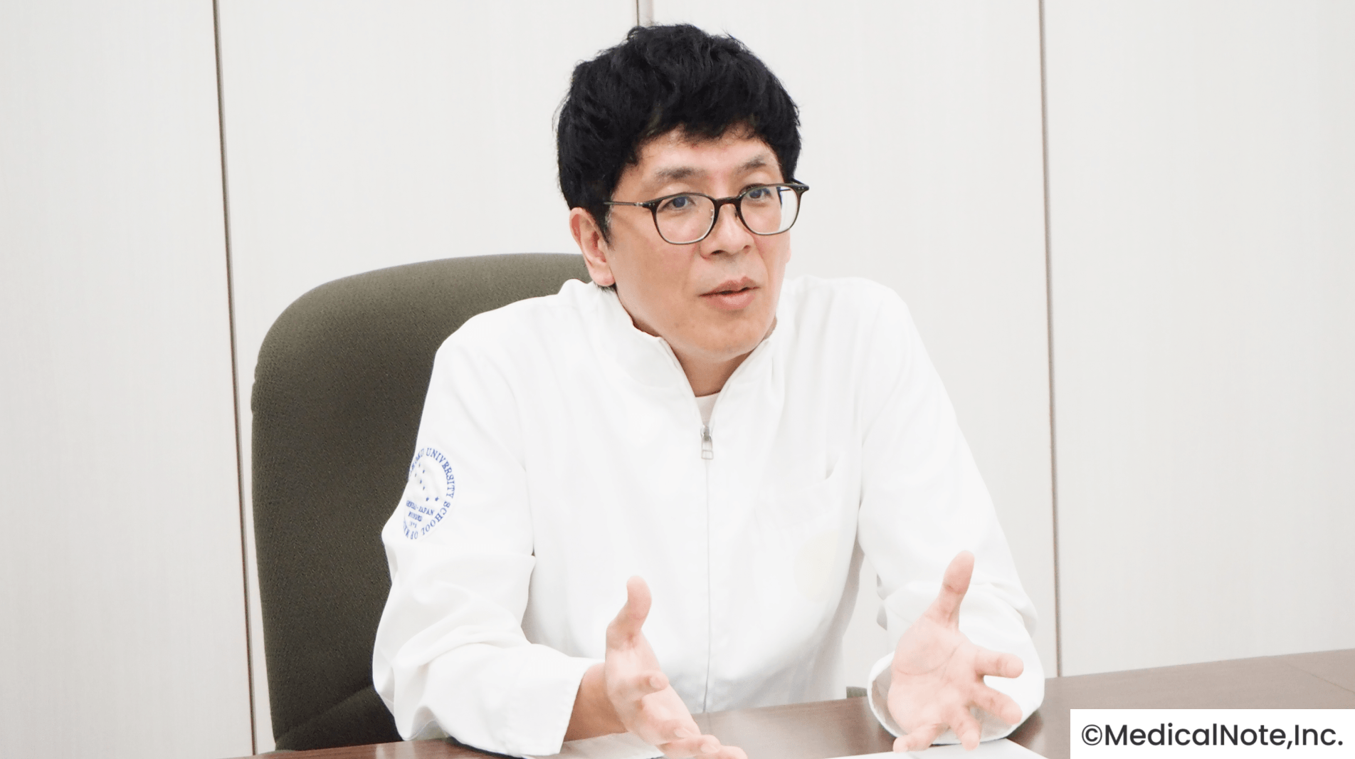 適切な治療のタイミングを逃さないために――“見え方の違和感”は相談を