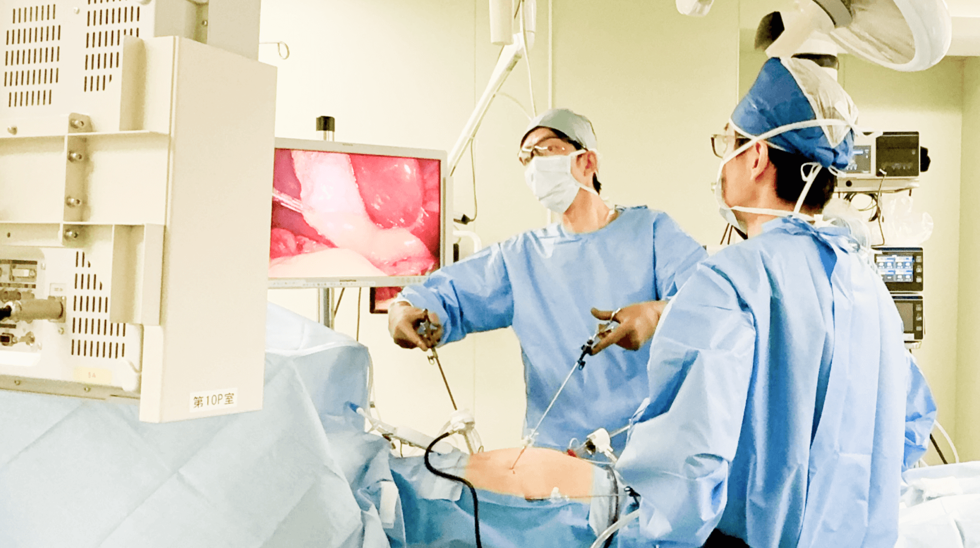 負担の少ない腹腔鏡下手術から内科的な処置の胆嚢ドレナージ術まで対応