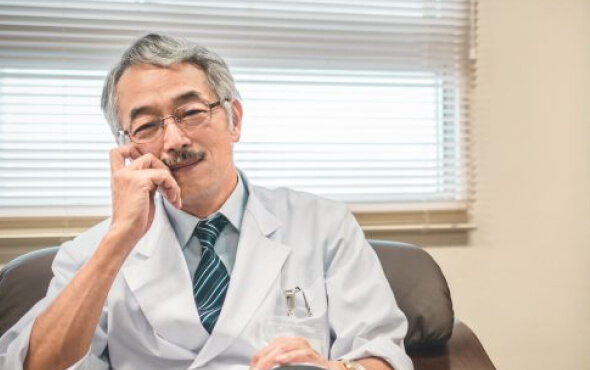 長堀 薫